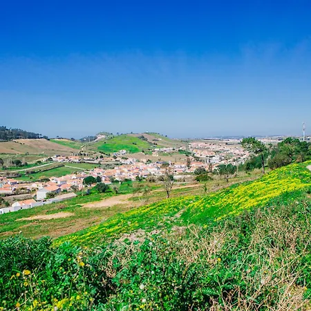 Portuguese Village - Fast Wifi - Near Beaches Daire *